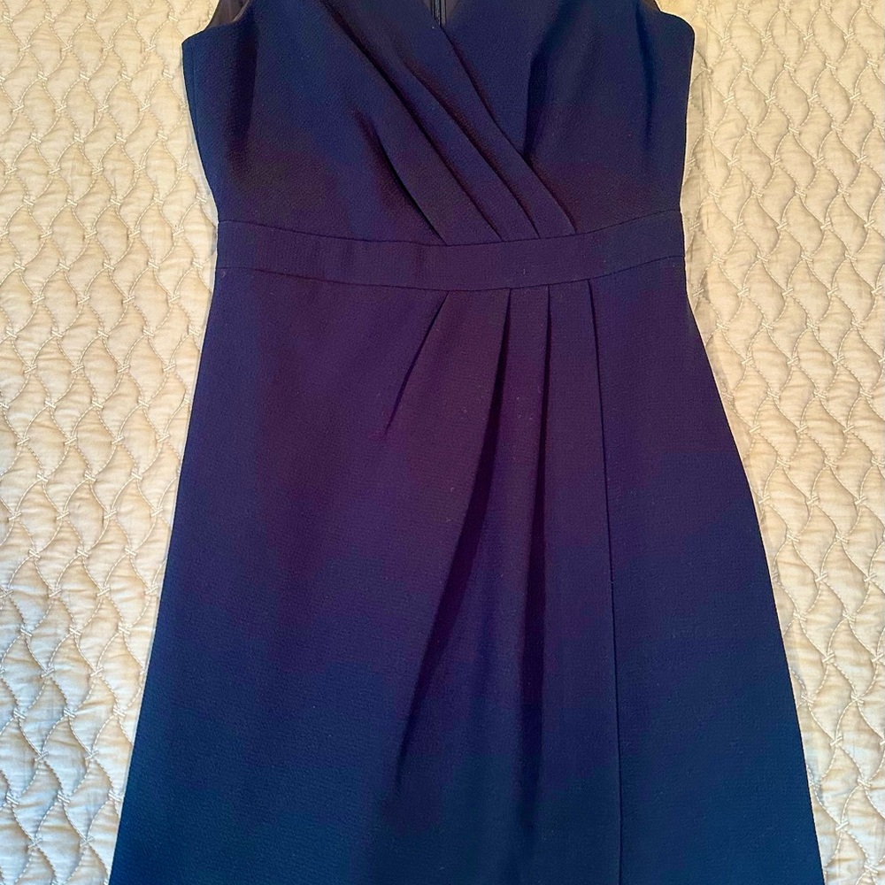 Elegant Navy Blue Sleeveless Dress